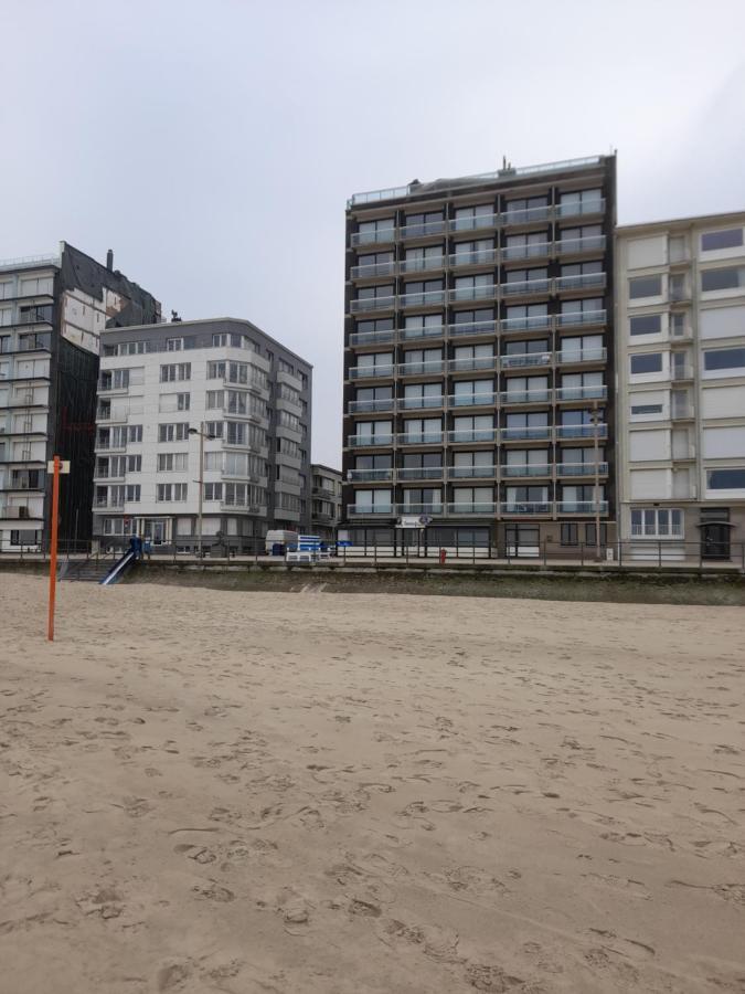 Zeezicht Falcon Middelkerke Exterior photo